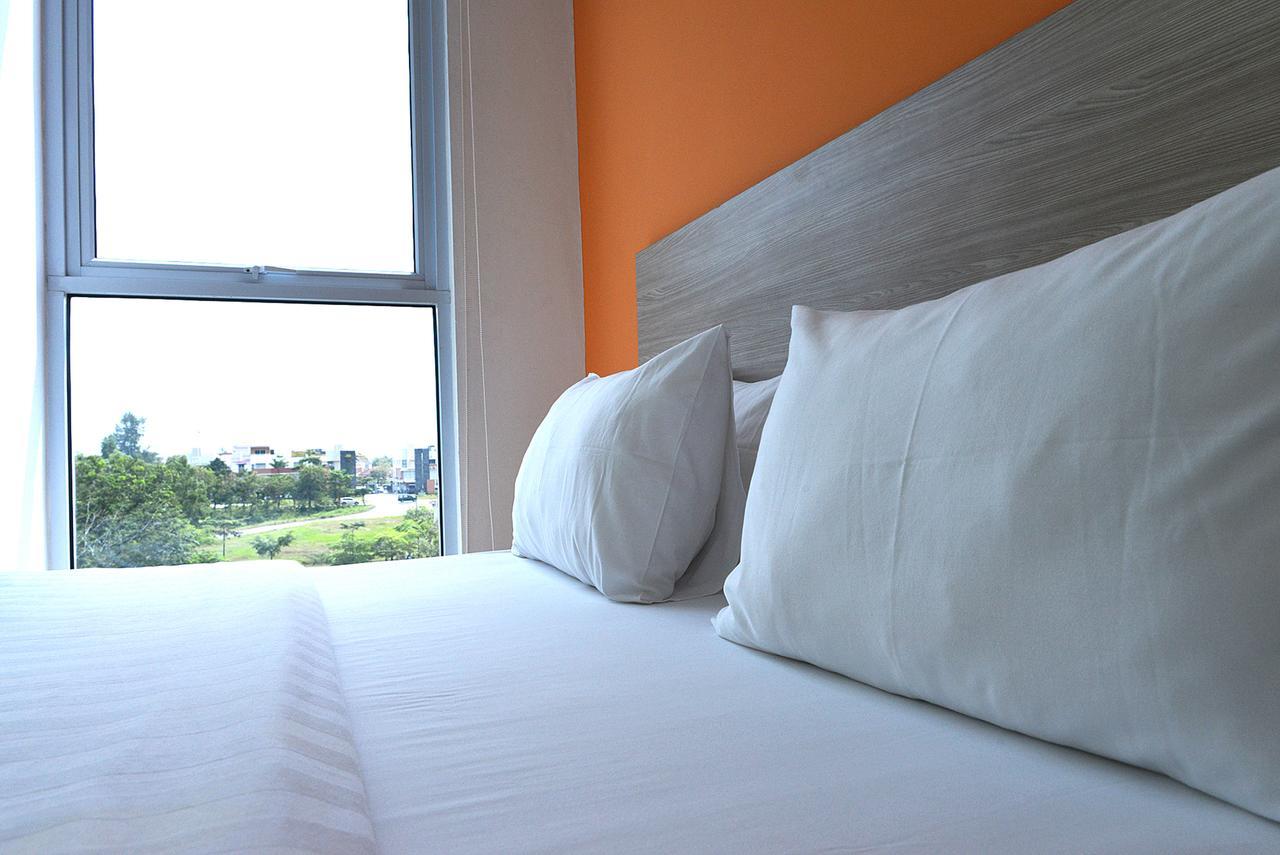 Fresh One Hotel Batam Eksteriør billede